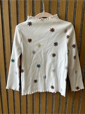 Little & Co. Cream Ribbed Long Sleeve Top with Multicolor Daisy Motif